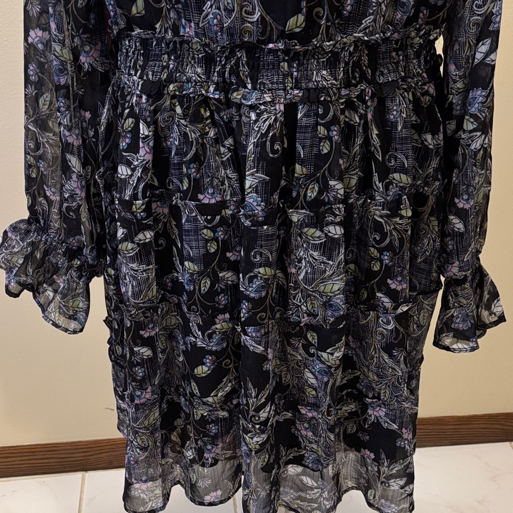 NWT Torrid Black Dress with Floral Accents and long sleeves- size 1X - Picture 9 of 13